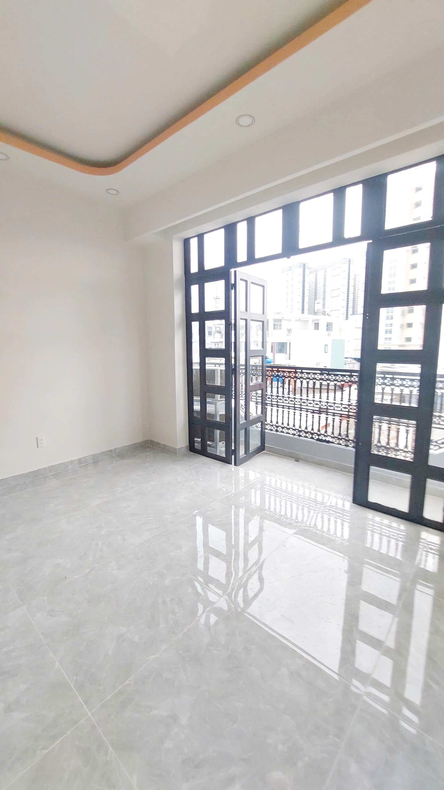 Bán nhà 4 tầng gần TTTM PARC MALL Phường 4 Quận 8